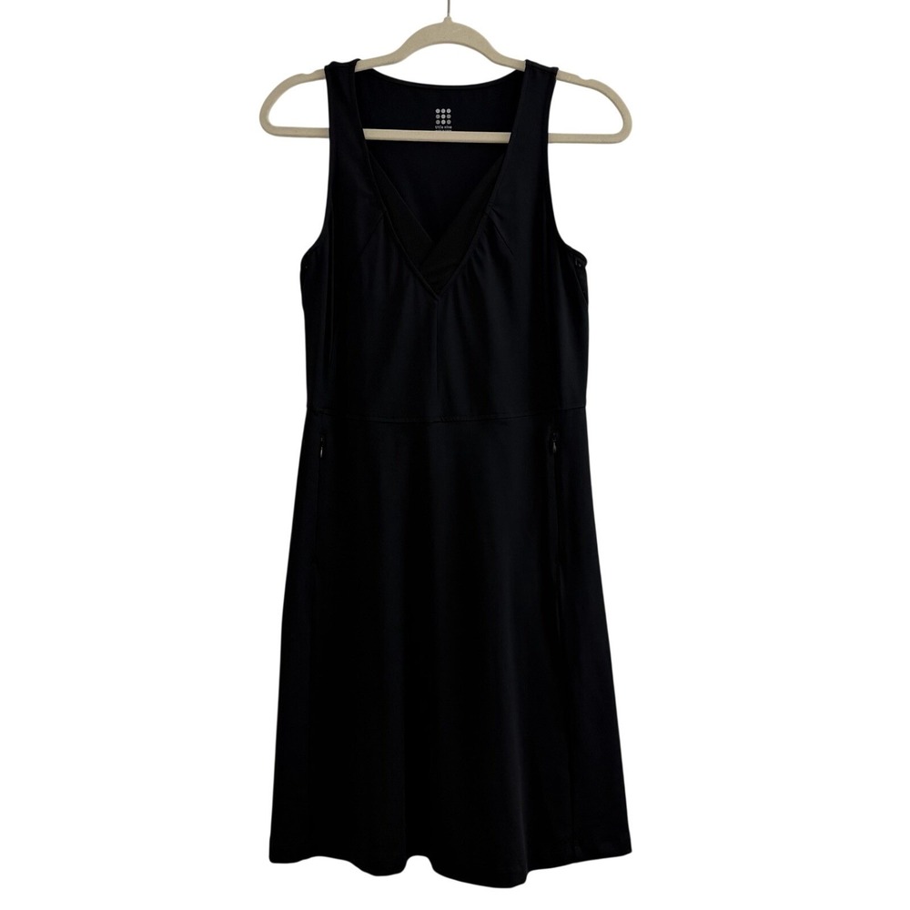 TITLE NINE Freelance Carey Dress Sz M Black Athleisure Gorpcore Stretch Tennis